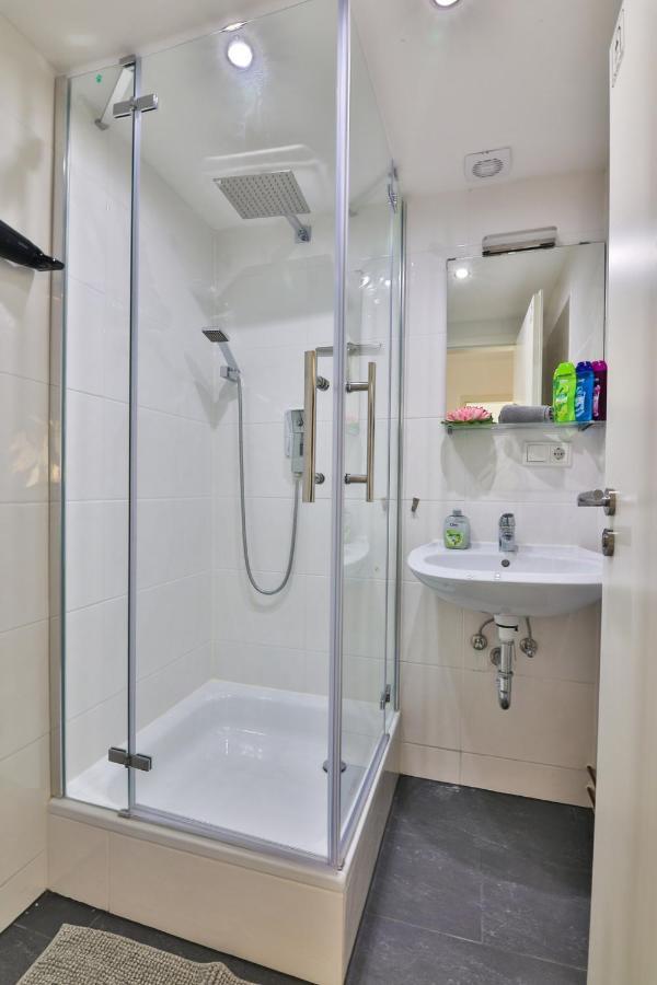 Moderne Praktische Ferienwohnung Am See Fewo3 Лехбрук Екстериор снимка